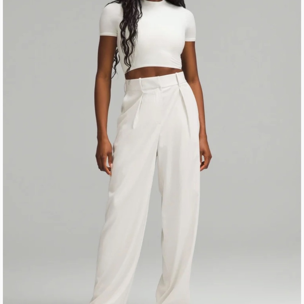 Lululemon Pleat-Front High-Rise Trouser